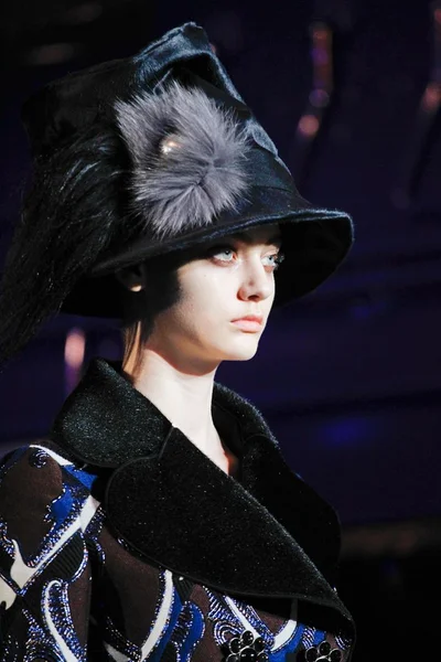 Look 57